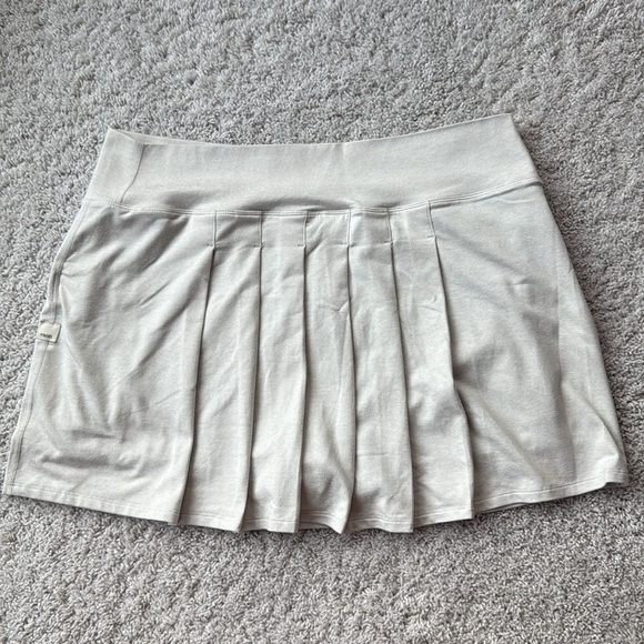 Vuori Women's Halo Performance Skirt Size XL - Picture 2 of 7